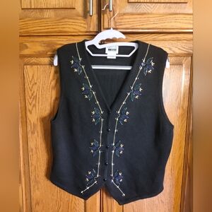 Vintage Leslie Fay black sweater vest, size medium, embroidery, beads
